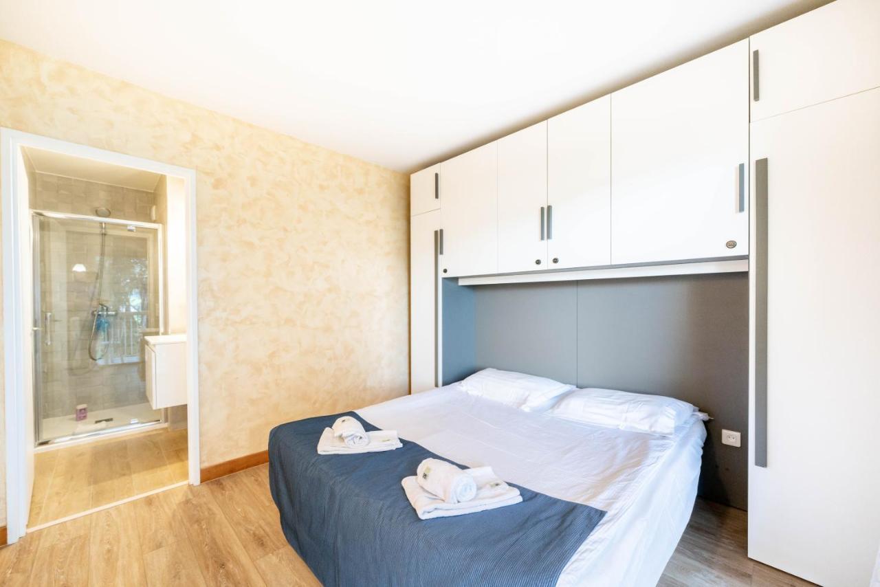 Spacious Apartment At A 5 Min Walk From The Beach Антіб Екстер'єр фото