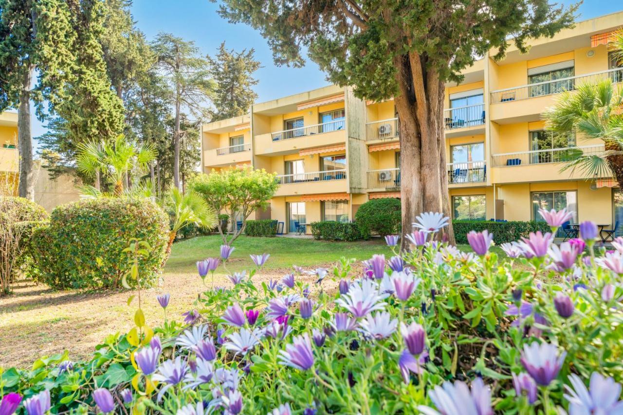 Spacious Apartment At A 5 Min Walk From The Beach Антіб Екстер'єр фото